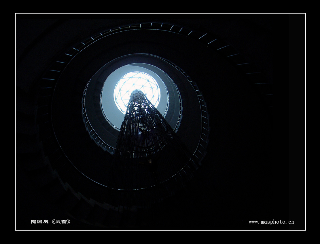 [����]����ɽ��������Ӱѧ�ᡰ����Ȼ�Ĺ�Ӱ����Ʒչ���£�