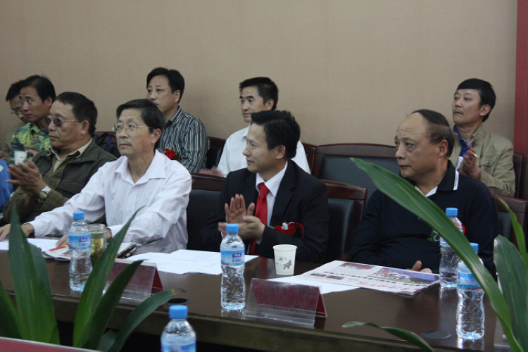 ����������Ӱ���ٿ������а��������