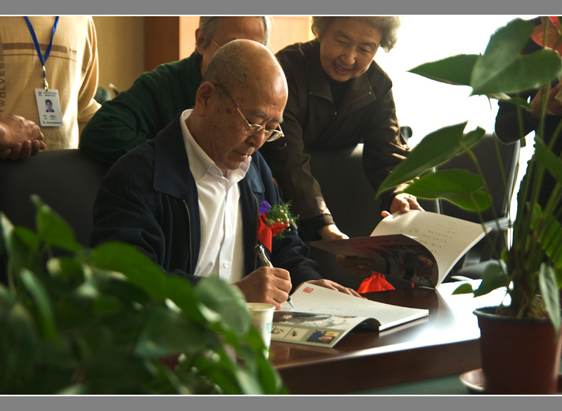 ������ˮī�黭��Ʒչ��Ļʽ