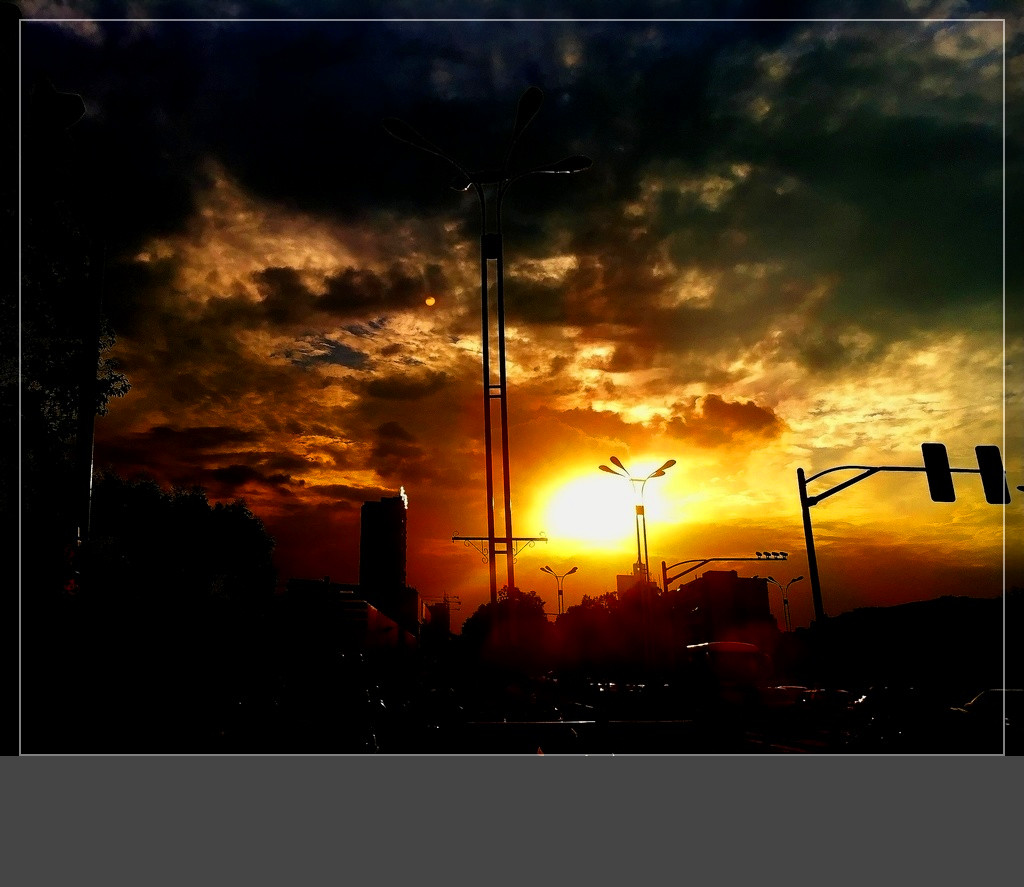Ƭ 018_conew1.jpg